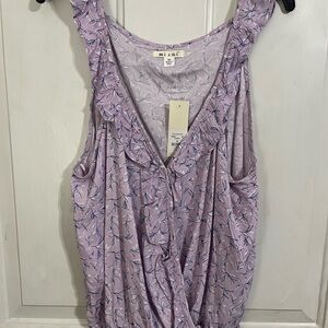 Francesca's Collections Lavender Leaf Print Blouse